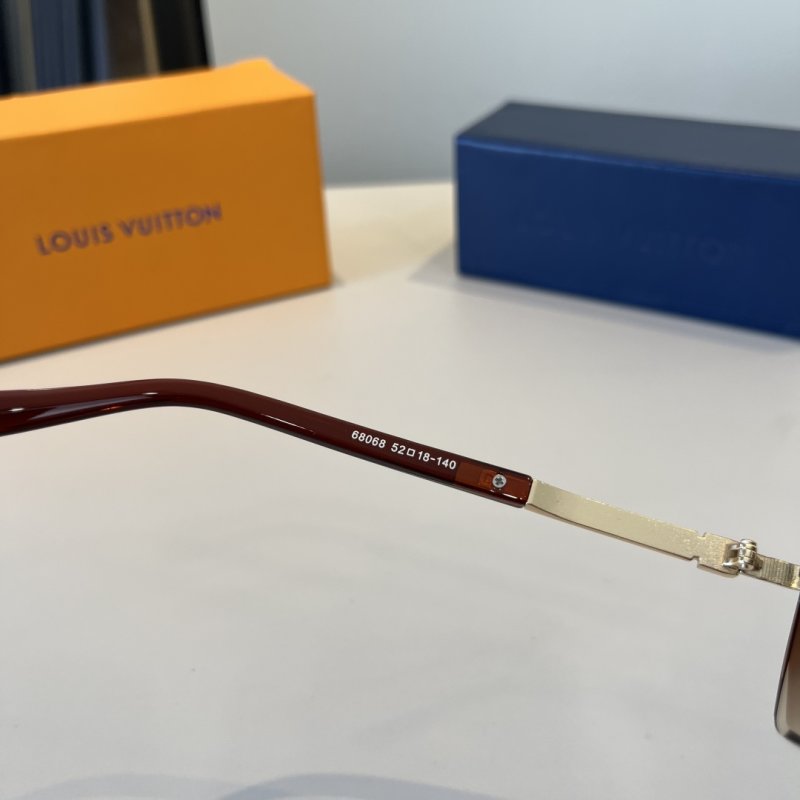 Louis Vuitton Rimless Square Sunglasses Brown Gradient view