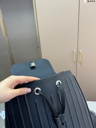 Rimowa Black Nylon Backpack 30×40cm view 7
