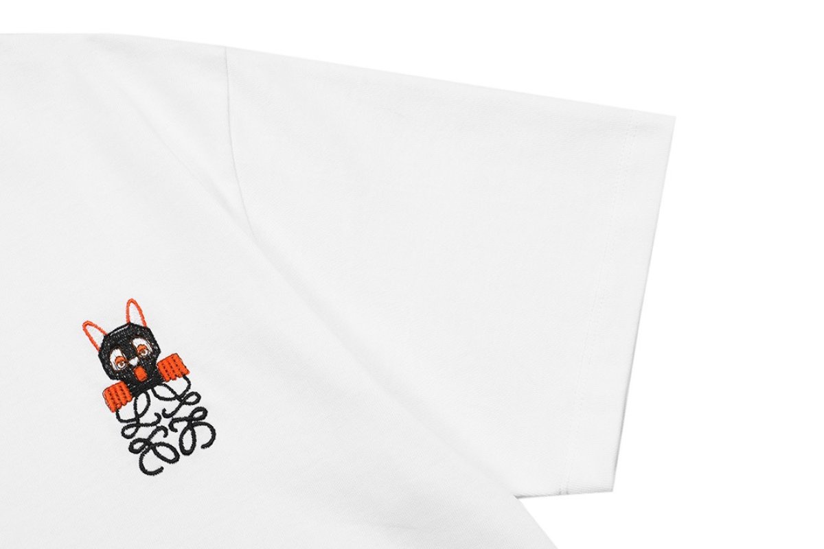 White Cat Graphic Short Sleeve T-Shirt view