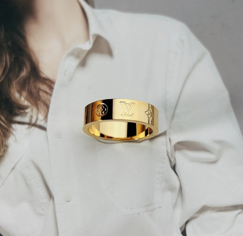 Louis Vuitton Mosaic Gold Thin Ring