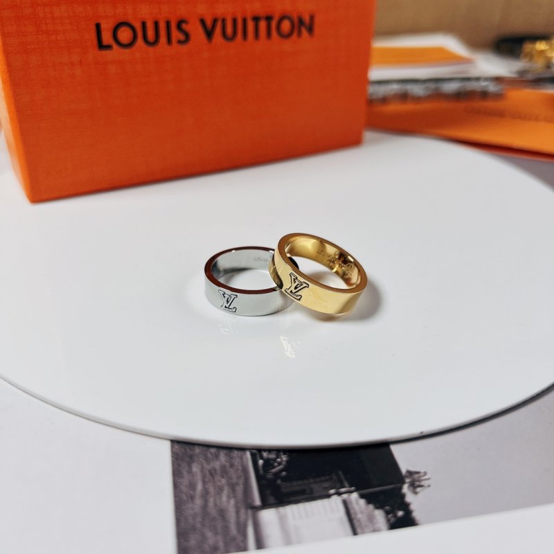 Louis Vuitton Mosaic Gold Thin Ring view