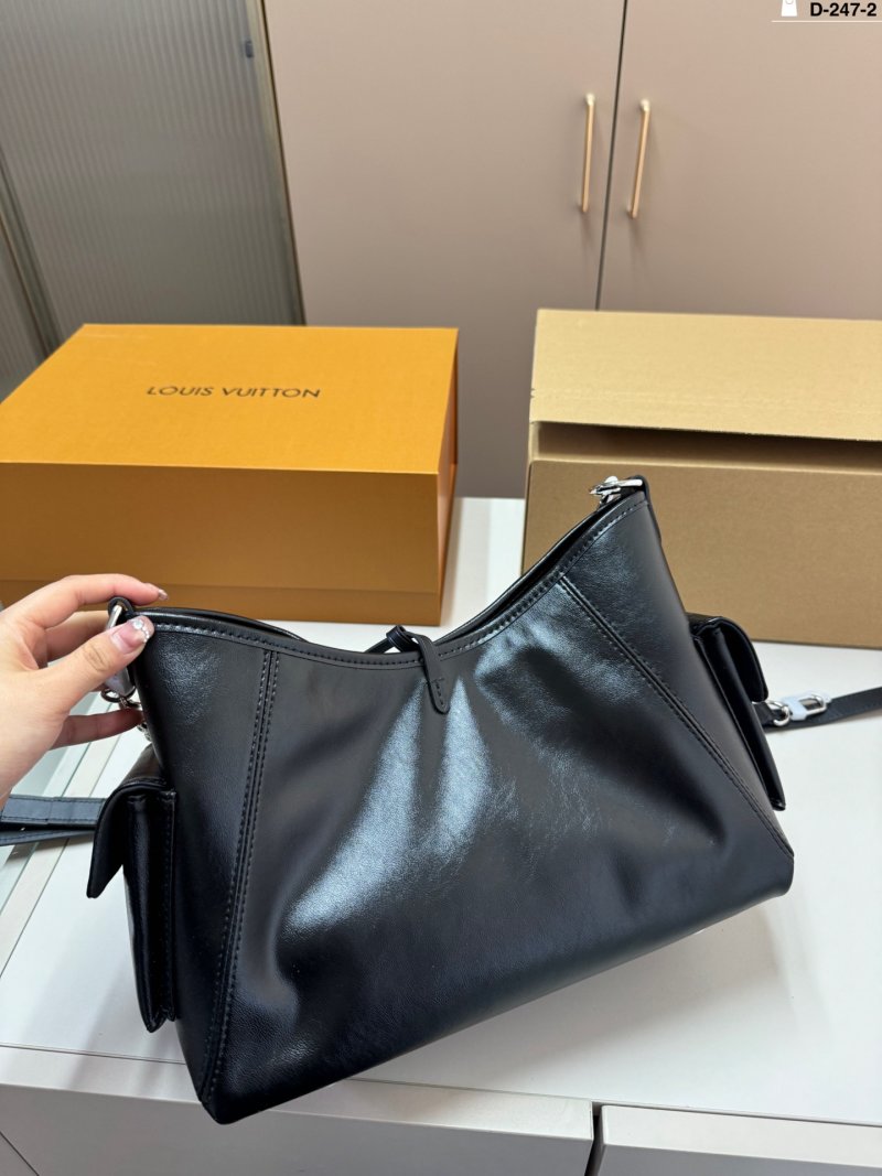 Louis Vuitton Carryall Black Tote Bag with Chain Strap view