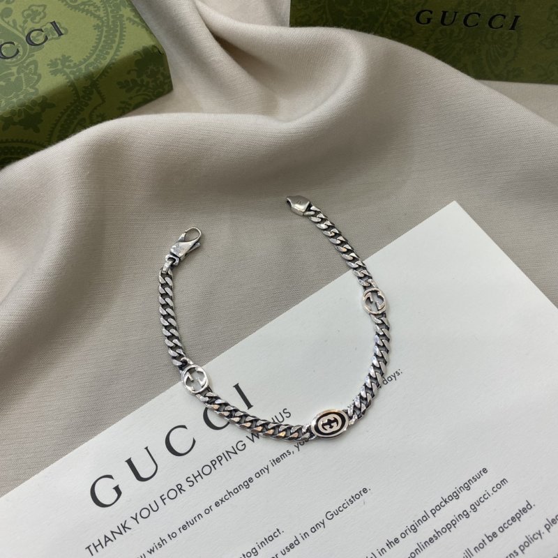 Gucci Double G Silver Chain Link Bracelet view