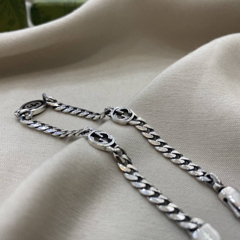 Gucci Double G Silver Chain Link Bracelet view