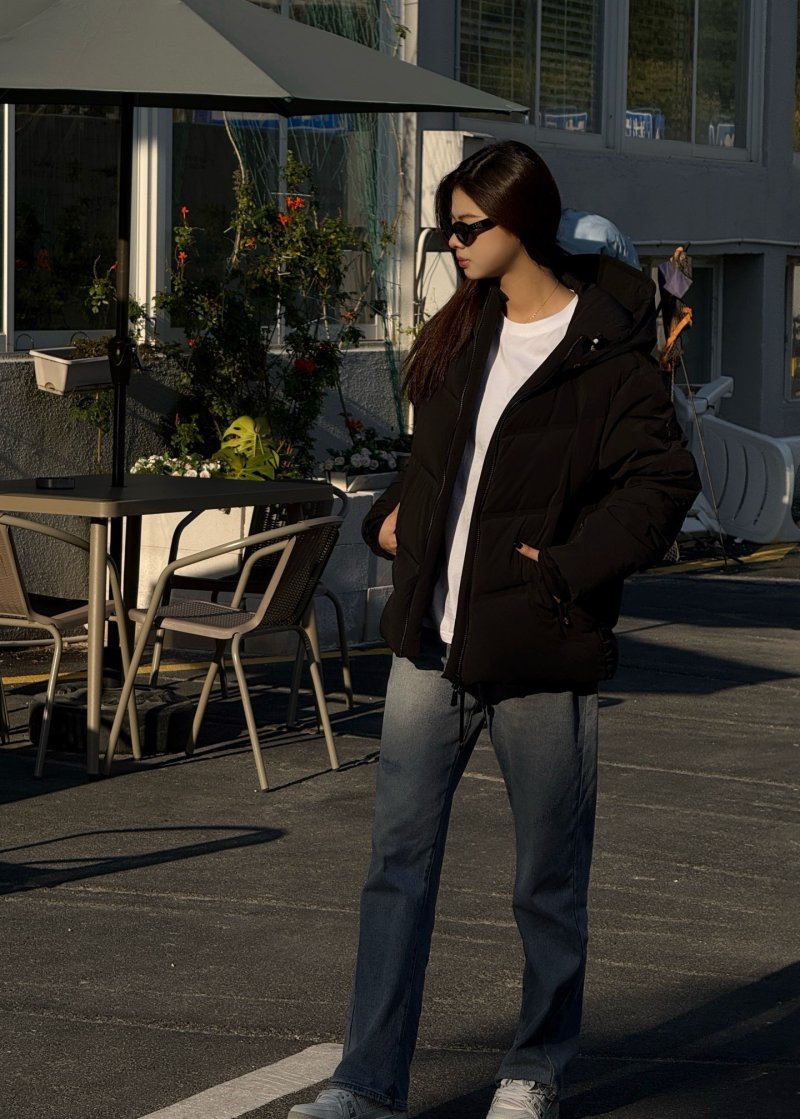 Black Puffer Down Jacket – Lightweight Warmth