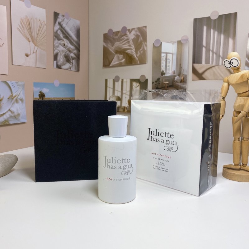 Juliette Has A Gun Not A Perfume 100ml view
