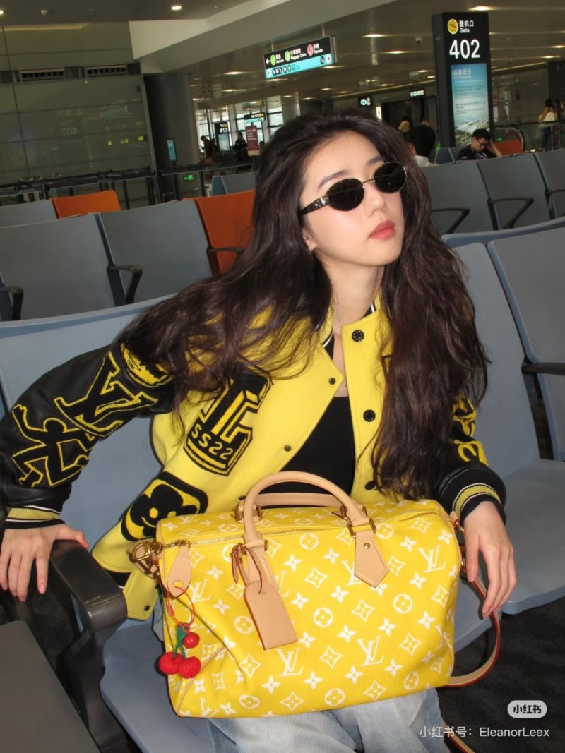 Louis Vuitton Speedy Monogram Yellow Handbag view