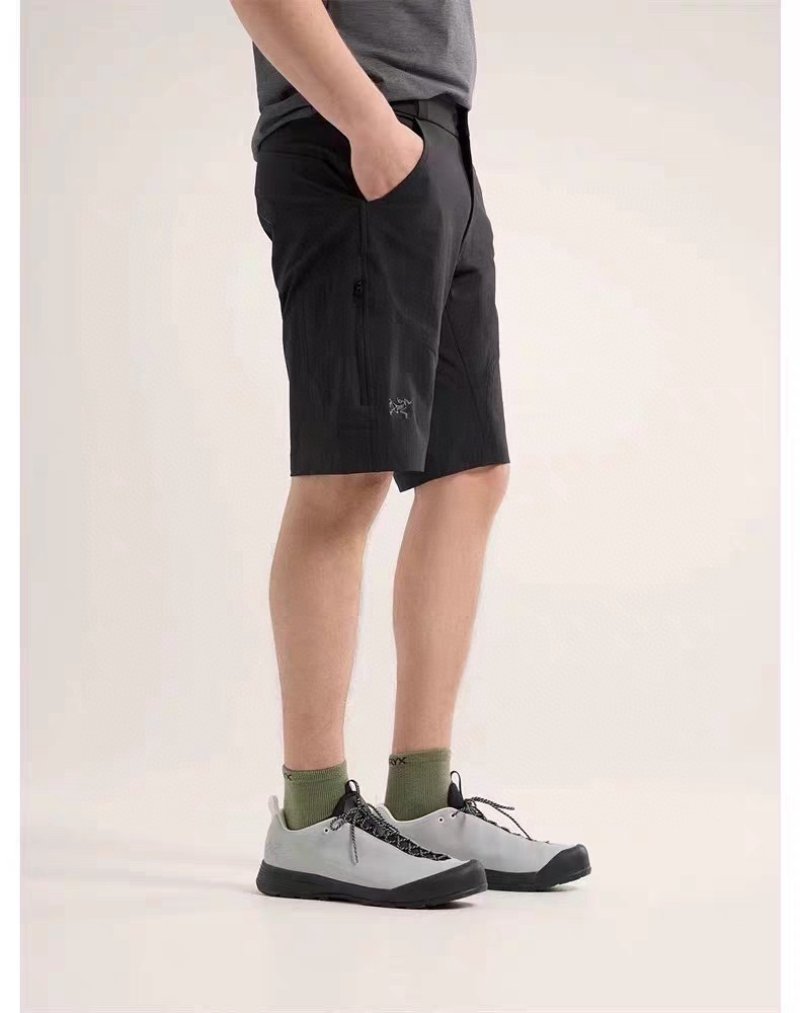 Arc'teryx Gamma Lightweight 9" Shorts Black view