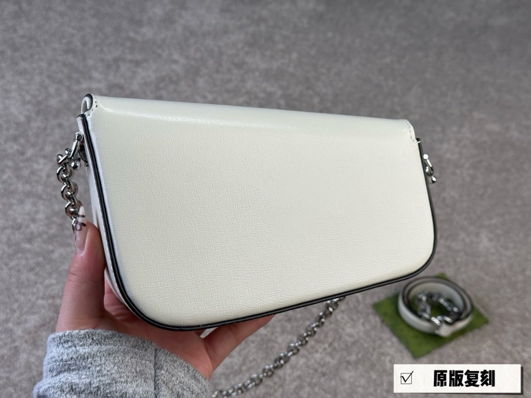 Gucci 1955 Horsebit White Shoulder Bag view