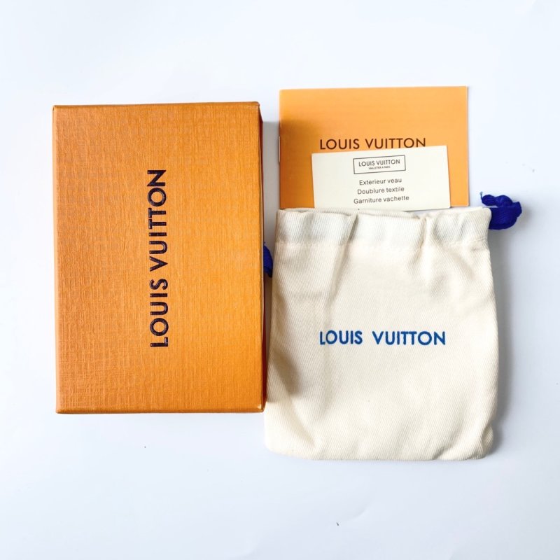 Louis Vuitton NBA Collaboration Gold Chain Bracelet Blue view