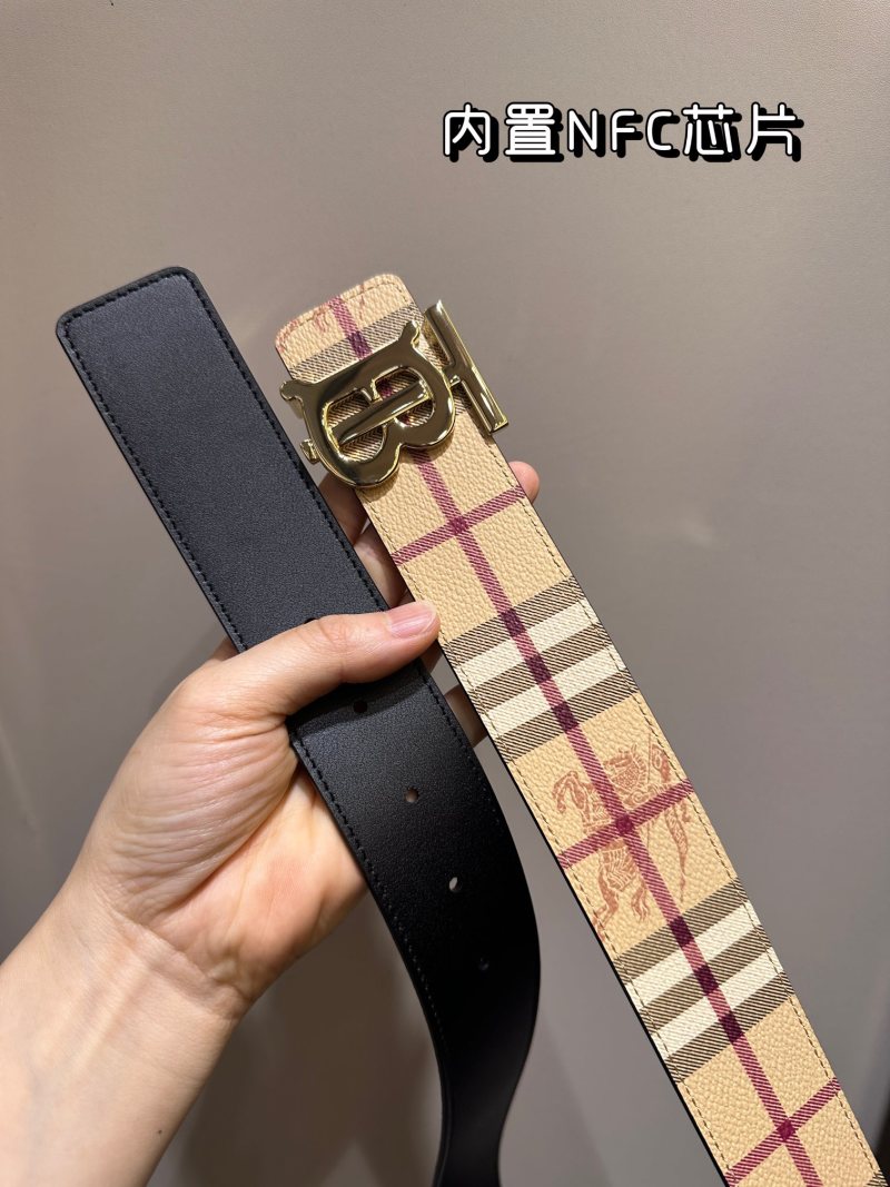 Burberry TB Reversible Belt - Beige Check & Black