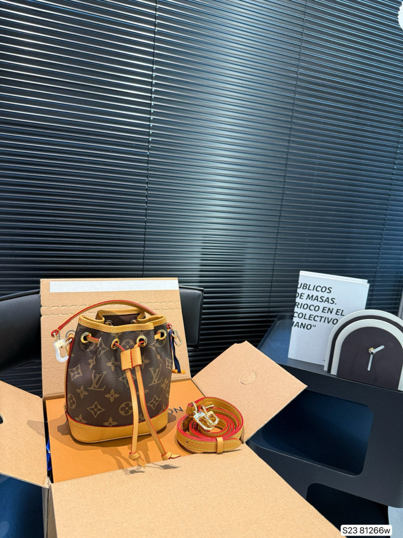 Louis Vuitton Monogram Bucket Bag - Brown/Tan