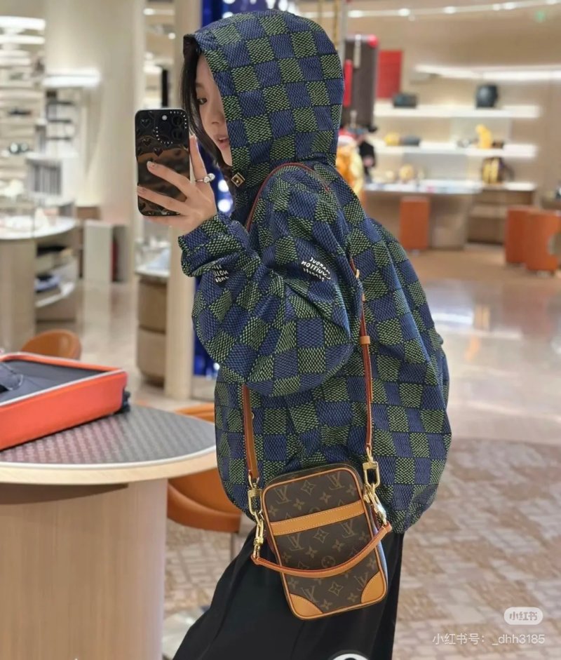 Louis Vuitton Monogram Canvas Shoulder Bag Yellow view