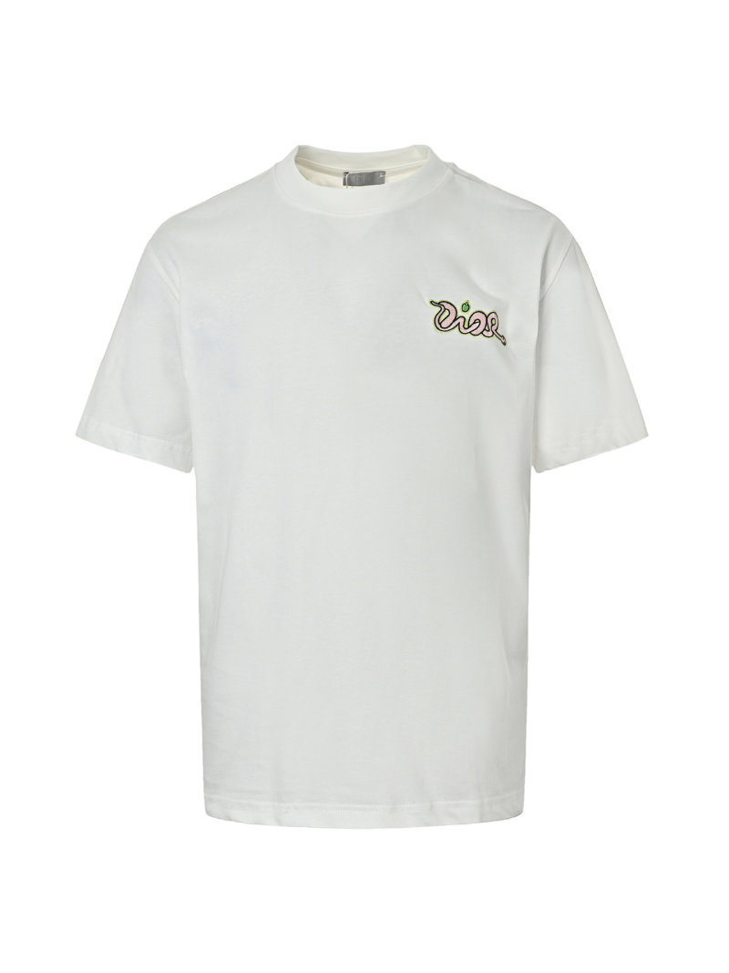 White Crew Neck Short Sleeve T-Shirt with Decorative Chest Graphic view