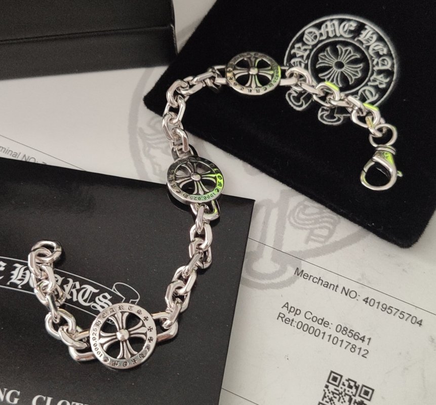 Chrome Hearts Silver Cross Circle Chain Bracelet view