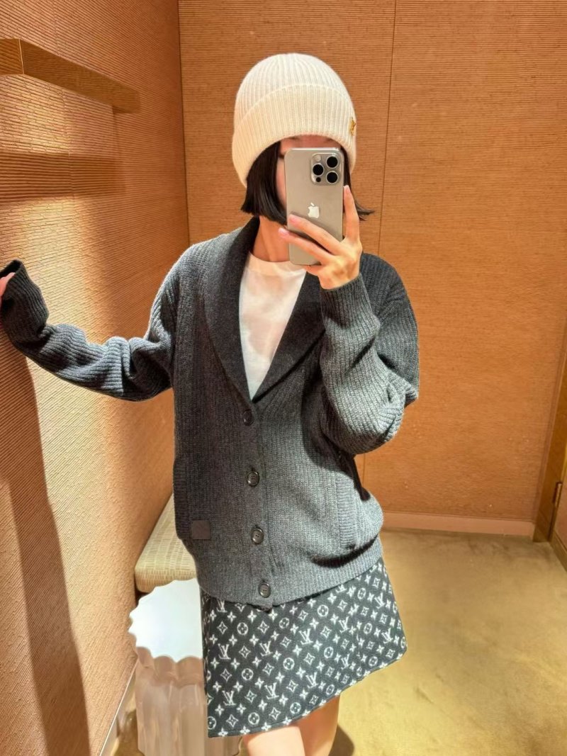 Charcoal Grey Ribbed Knit Cardigan