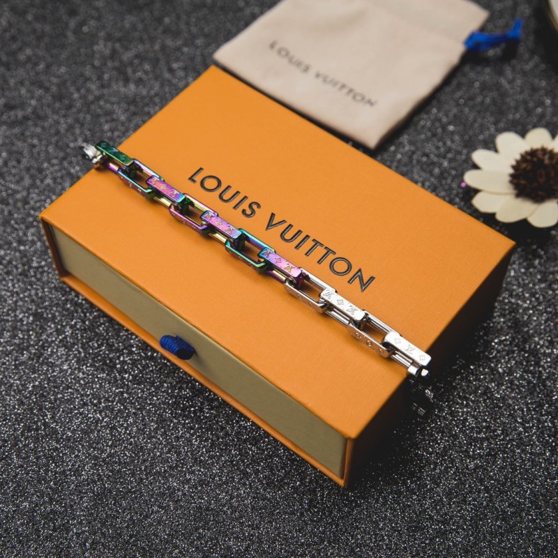 Louis Vuitton Monogram Chain Link Bracelet Silver view