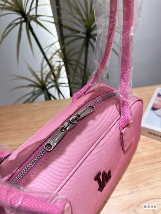 MLB Crescent Hobo Shoulder Bag - Pink view 5
