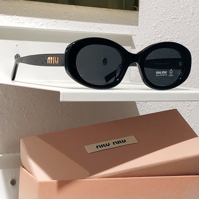 Miu Miu SMU 109Z Tortoiseshell Round Sunglasses view