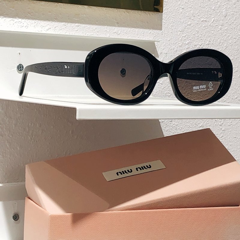 Miu Miu SMU 109Z Tortoiseshell Round Sunglasses view