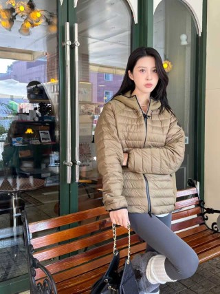 Women's Gold Puffer Down Jacket – Lightweight & Warm view 7