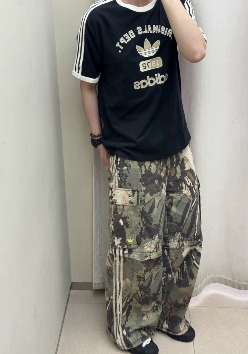 Adidas Camouflage Cargo Pants Khaki Multi-Pocket view