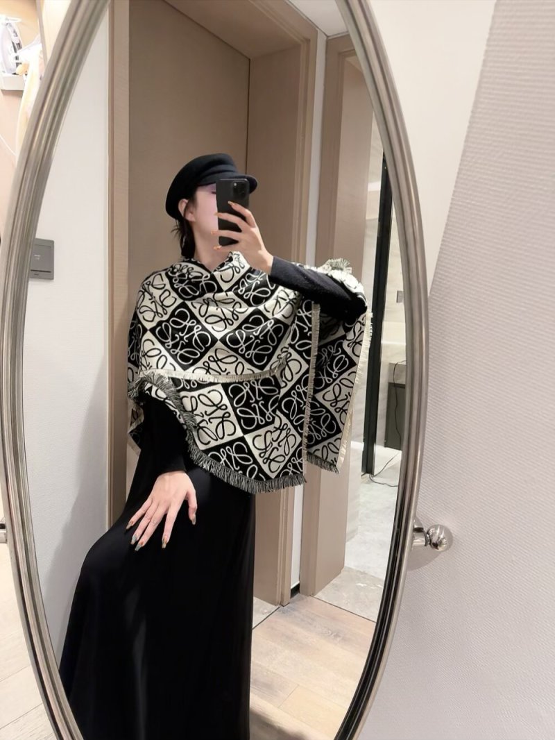 Loewe Anagram Reversible Cashmere Scarf Black & Cream view