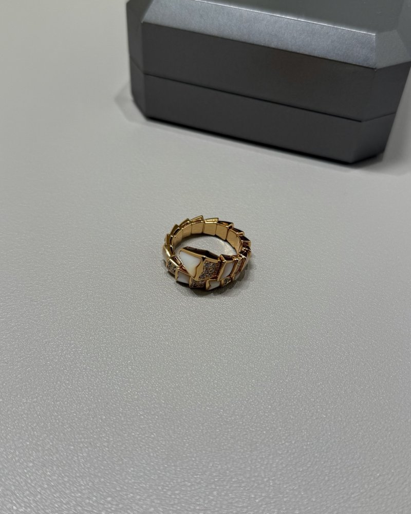 Bvlgari Serpenti Rose Gold Diamond Snake Ring