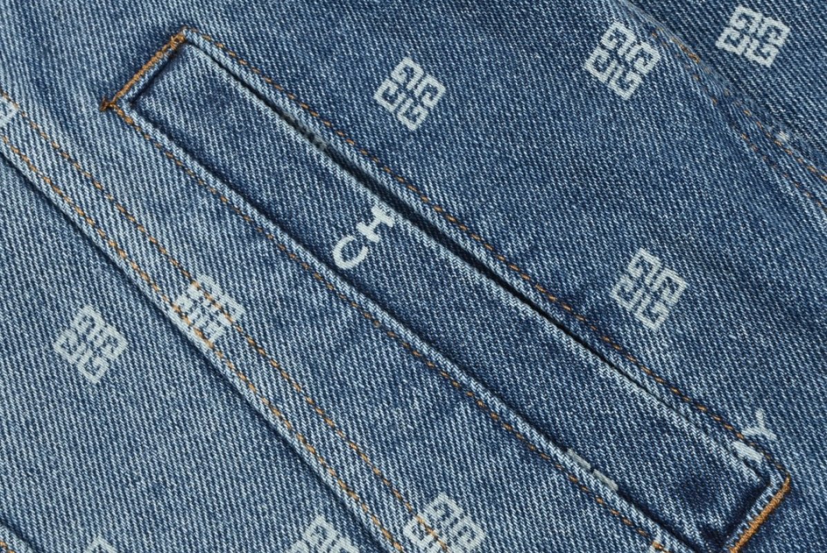 Givenchy 23FW Allover Logo Denim Jacket Blue view
