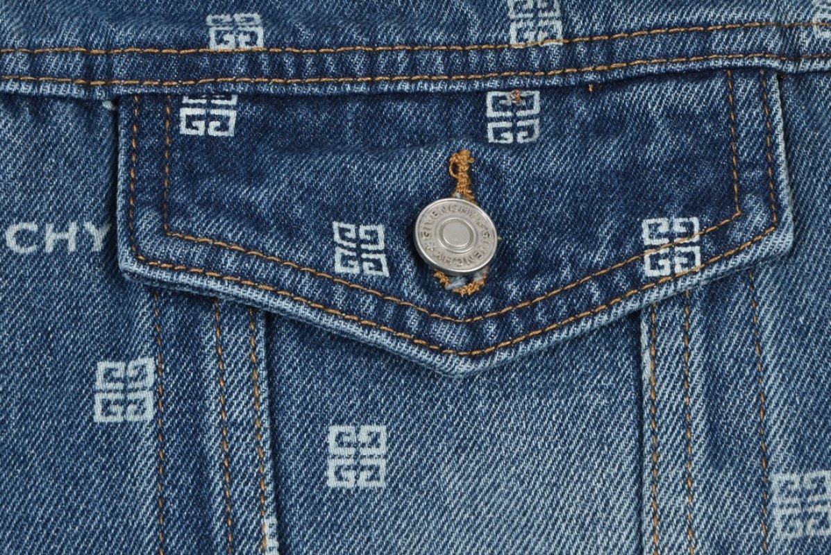 Givenchy 23FW Allover Logo Denim Jacket Blue view
