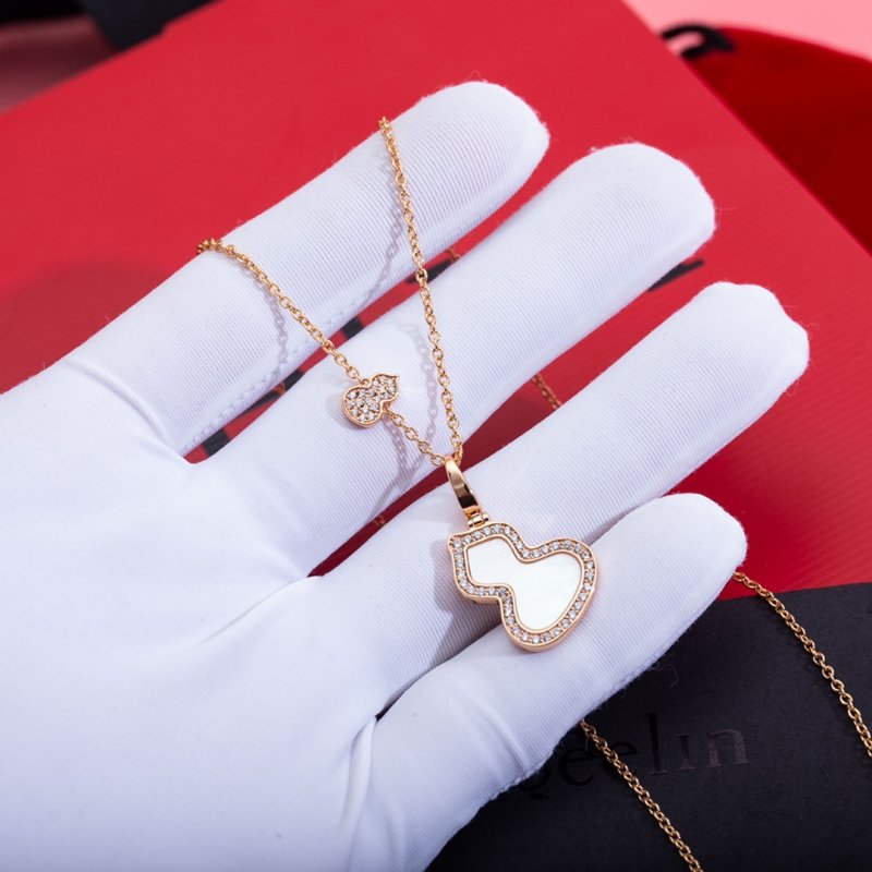 Rose Gold White Mother-of-Pearl Heart Pendant Necklace