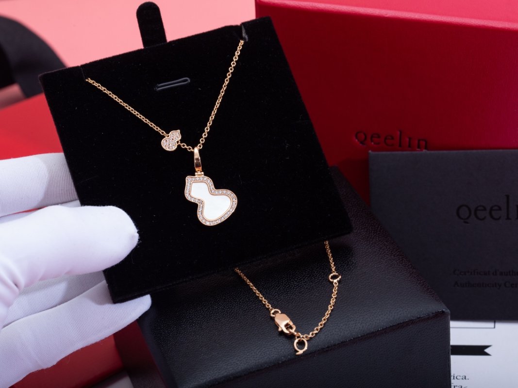 Rose Gold White Mother-of-Pearl Heart Pendant Necklace view