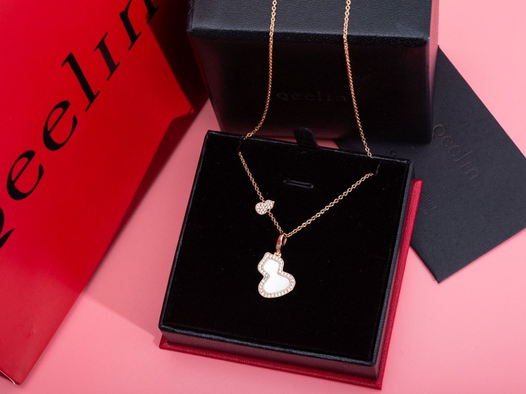 Rose Gold White Mother-of-Pearl Heart Pendant Necklace view