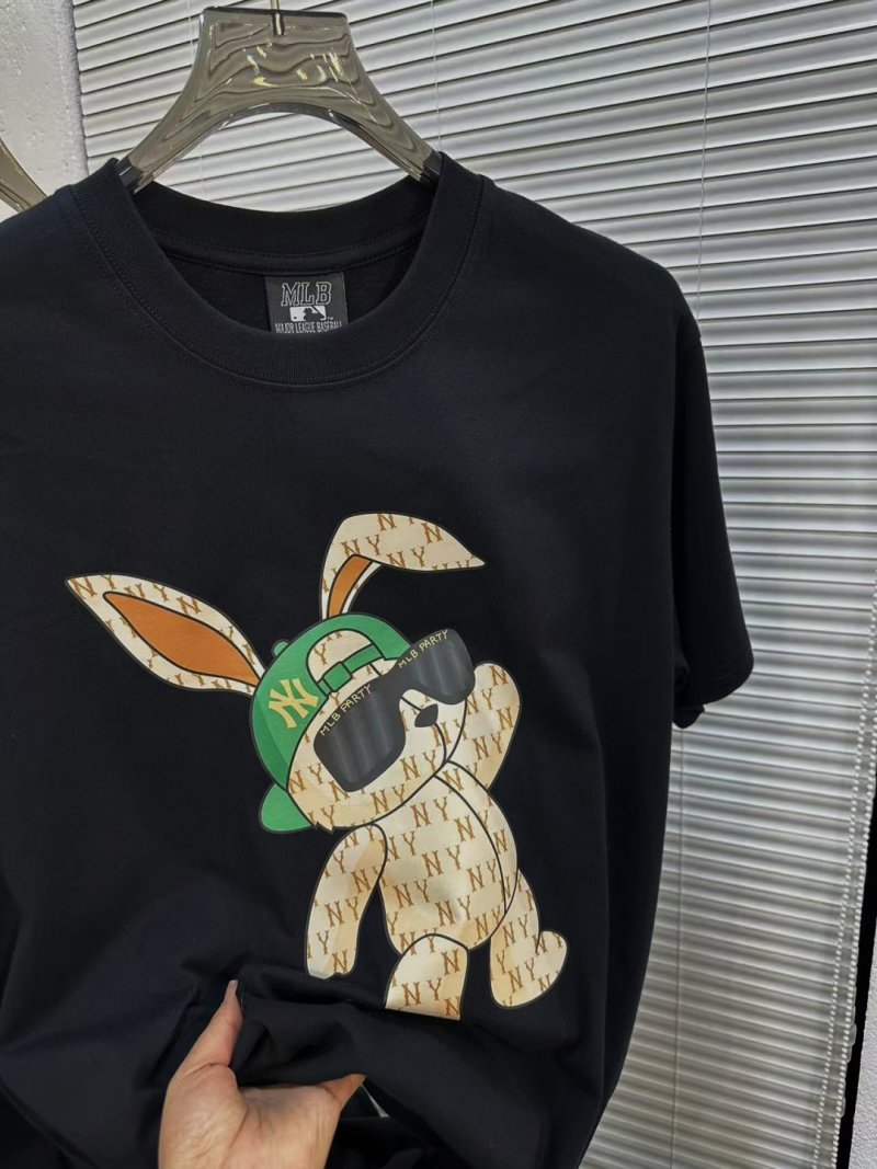 MLB Black Logo Bear Short Sleeve T-Shirt