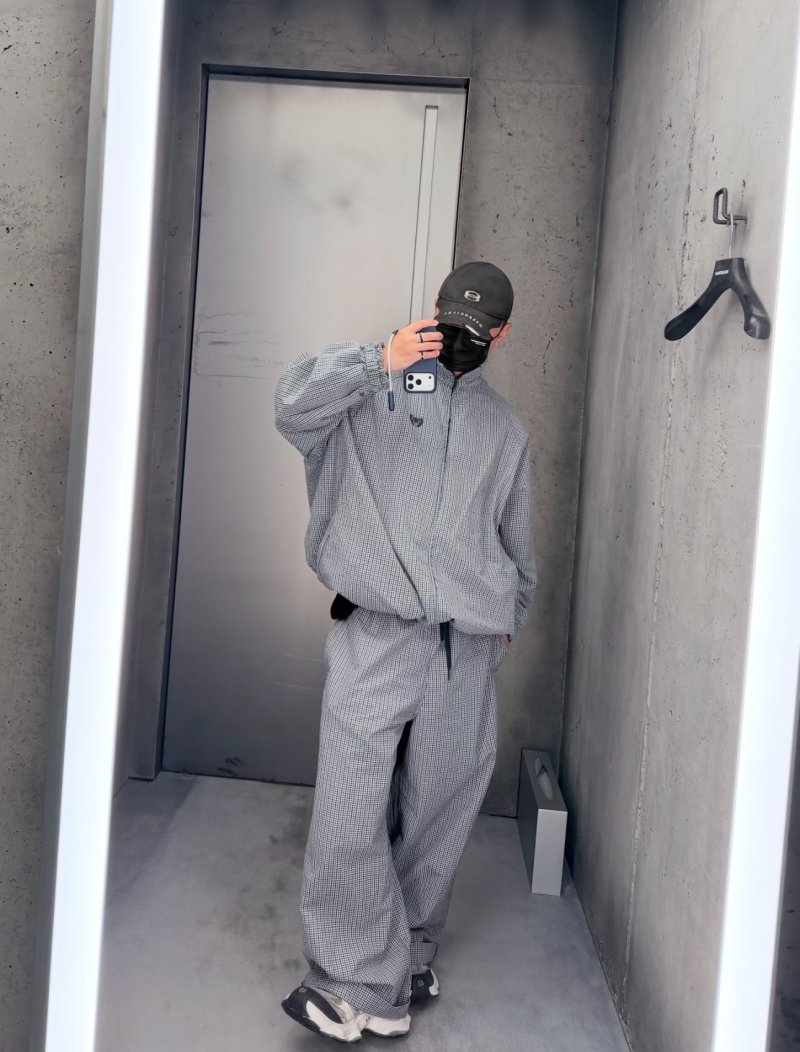 Grey Textured Relaxed Fit Trousers