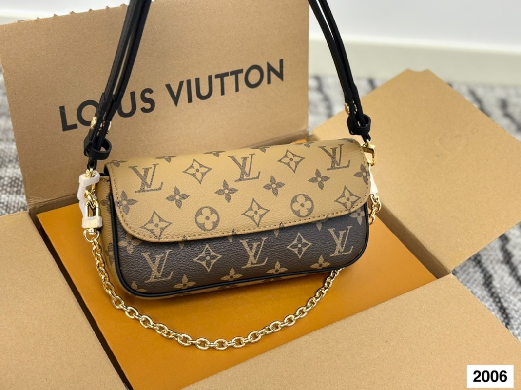 Louis Vuitton Ivy WOC Monogram Canvas Shoulder Bag view