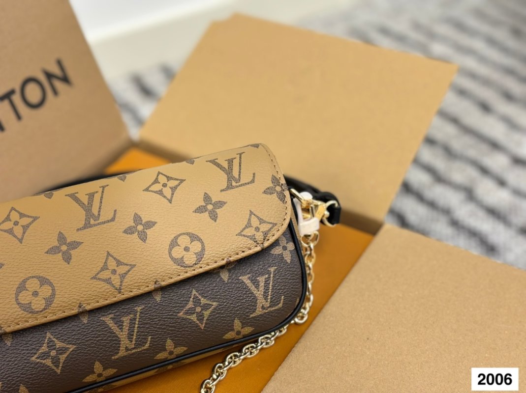 Louis Vuitton Ivy WOC Monogram Canvas Shoulder Bag view