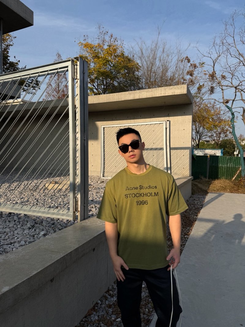 Acne Studios Stockholm 1996 T-Shirt Olive view