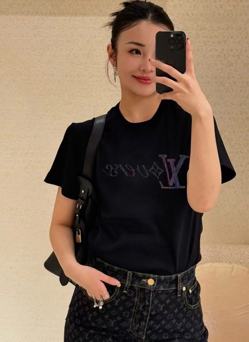 Black Graphic Logo Short Sleeve T-Shirt view