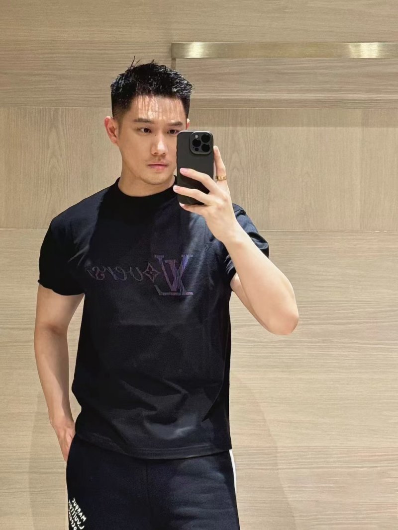 Black Graphic Logo Short Sleeve T-Shirt view