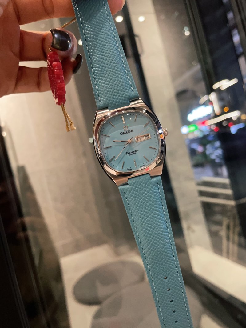 Omega Seamaster Aqua Dial Day-Date Watch view