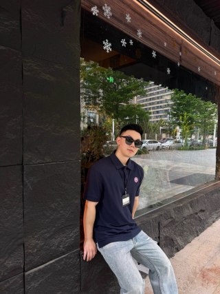 Canada Goose Navy Polo Shirt with Embroidered Badge view 8