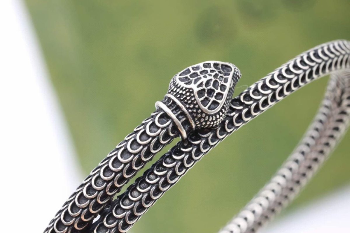 Gucci Garden Snake Head Silver Bracelet Unisex view