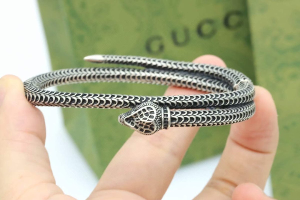 Gucci Garden Snake Head Silver Bracelet Unisex view