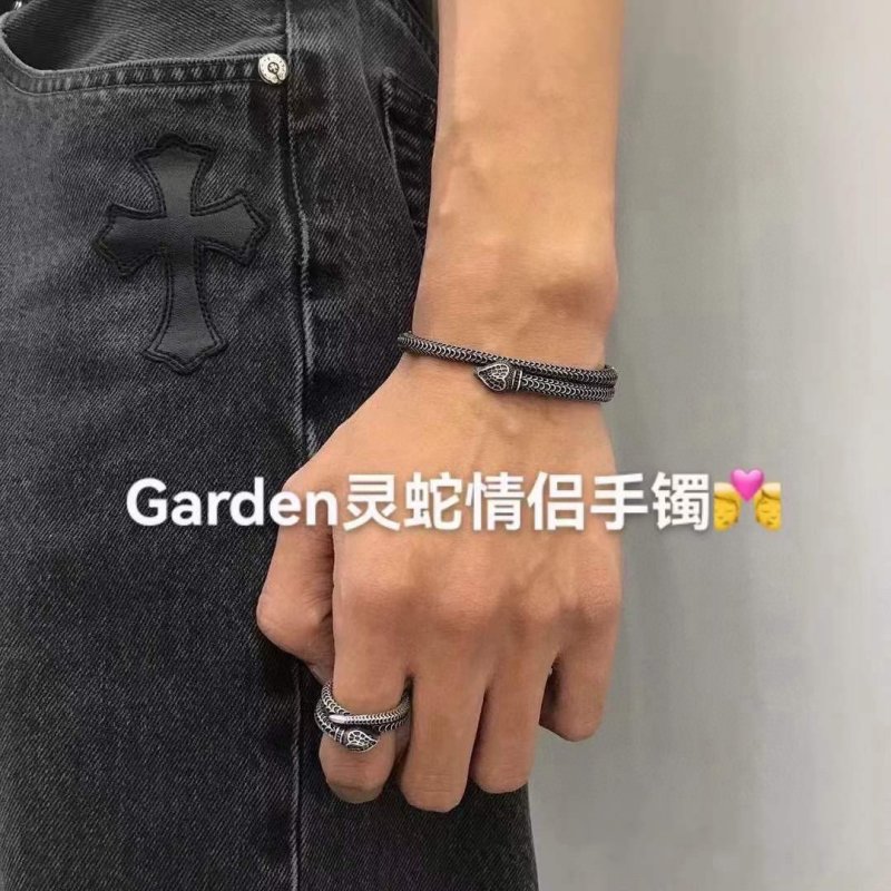 Gucci Garden Snake Head Silver Bracelet Unisex view