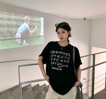 Maison Margiela Black Graffiti Logo T-Shirt view 4