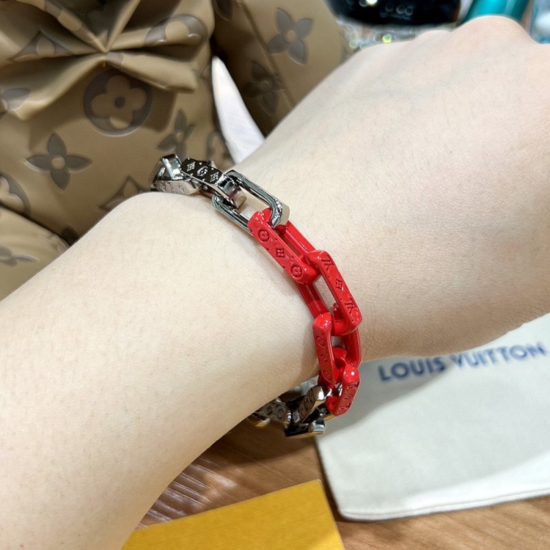 Louis Vuitton Bamboo Chain Link Bracelet Red/Silver view