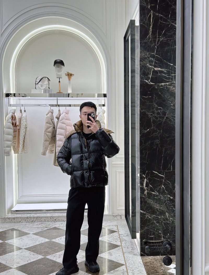 Black & Tan Reversible Down Puffer Jacket view