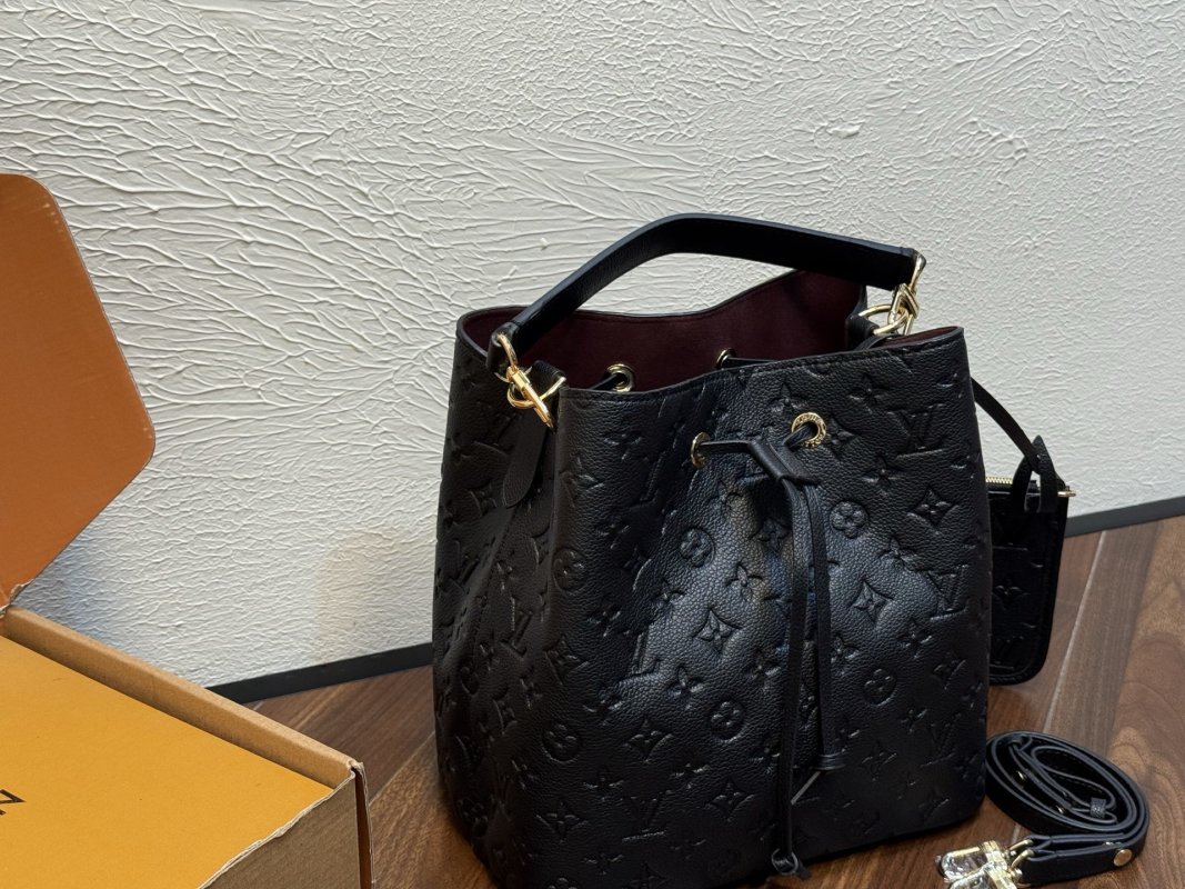 Louis Vuitton Neooe MM Black Monogram Bucket Bag view