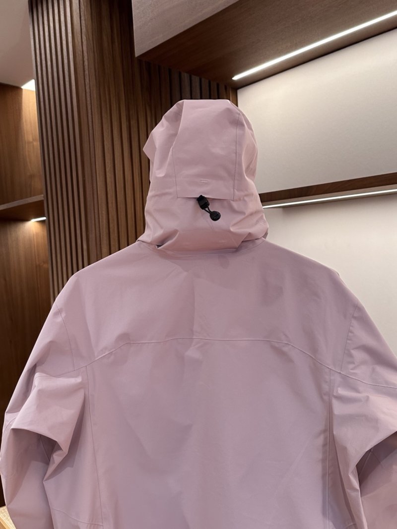 The North Face Shell Windbreaker Jacket Lavender view